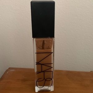 NARS Natural Radiant Longwear Foundation
